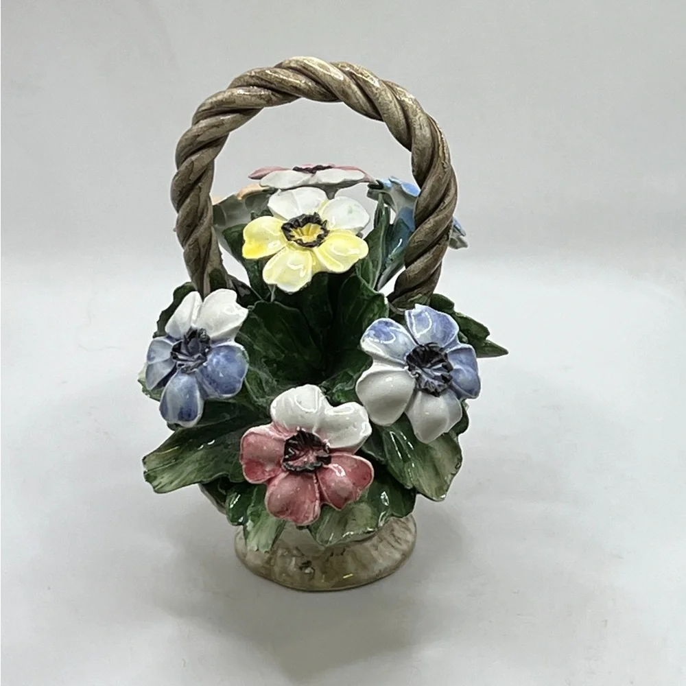 Capodimonte porcelain Flower Basket